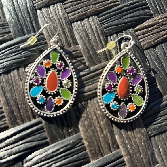 Rhinestone Enamel Teardrop Earrings - Picture 2 of 3